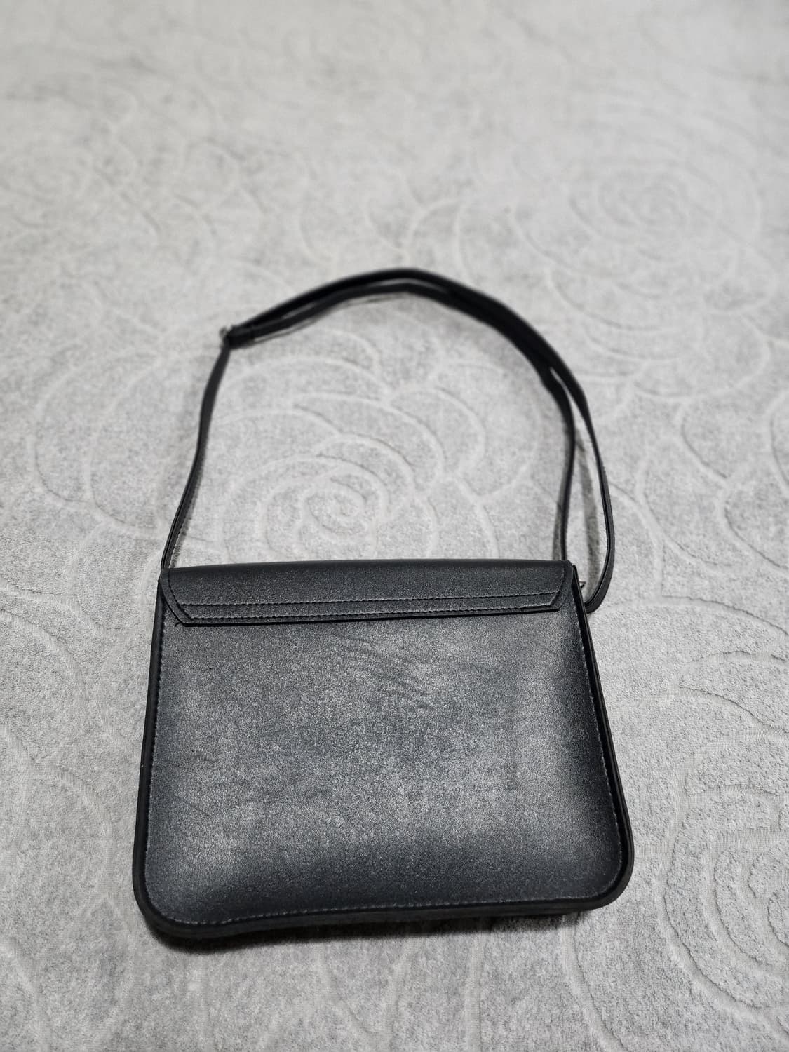 //캉골(KANGOL) 블랙 사첼 크로스백  상품이미지4