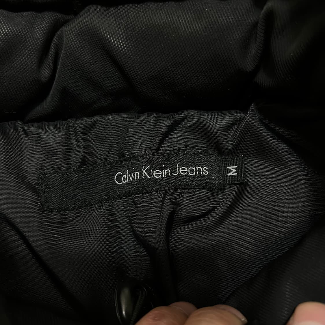 캘빈클라인 남성 다운 워크 패딩 점퍼 [블랙] M/95 상품이미지4