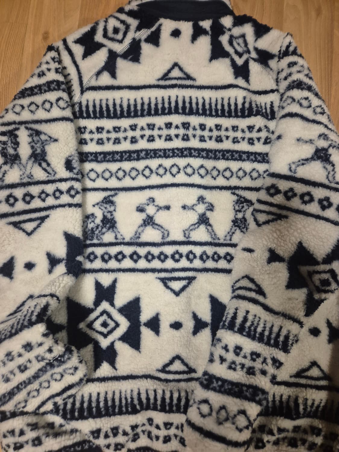 뉴에라 노르딕 패턴 후리스 상품이미지6