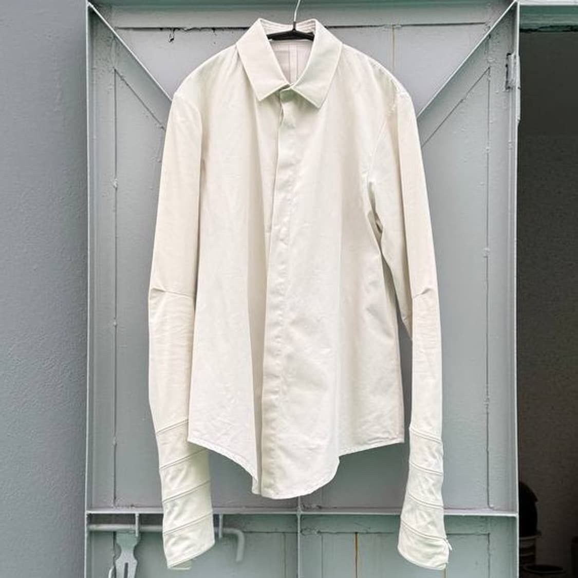 OBSCUR Long Sleeve Strap Shirt 상품이미지7