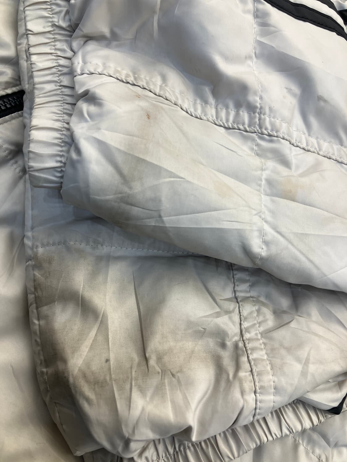 아디다스 삼선 패딩 점퍼 아이보리  상품이미지7