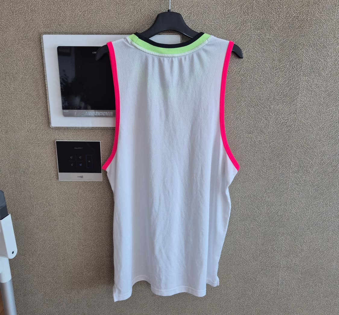 언더아머UA 남성 리플리카 메쉬 탱크탑 상품이미지2