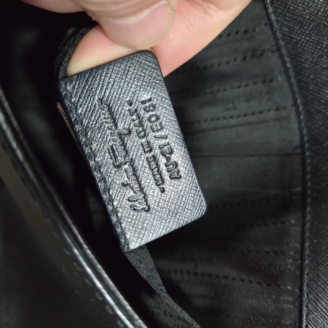 페라가모 간치니 미듐 숄더 상품이미지7