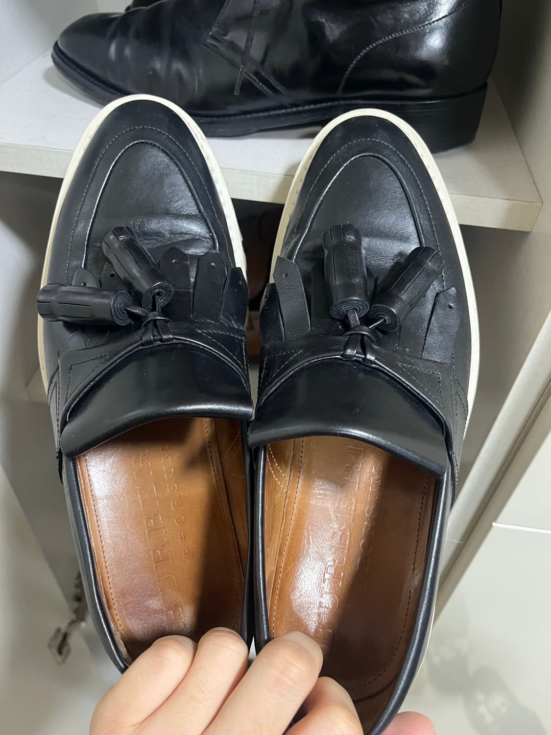 버버리프로섬 태슬로퍼 상품이미지2