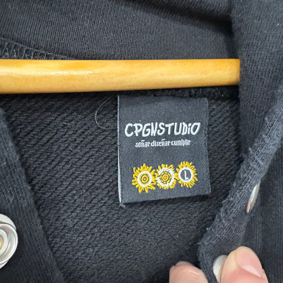 꼼파뇨 후드티 상품이미지4