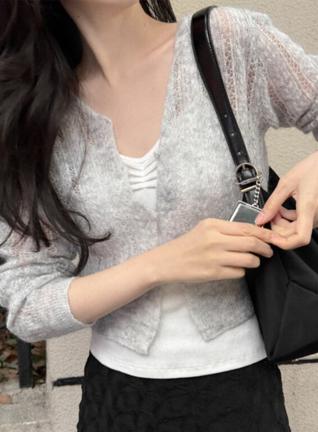 유유알 모헤어 가디건 petal flake cardigan 화이트멜란지 상품이미지1