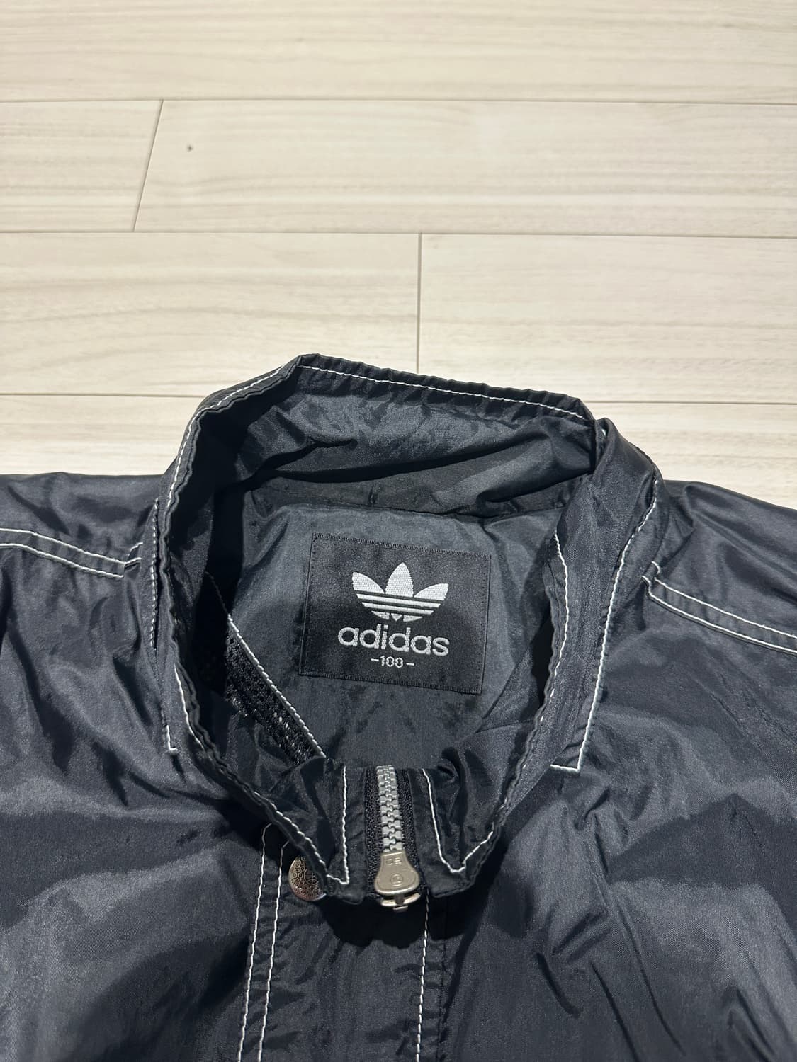 아디다스 올드스쿨 바람막이 상품이미지4