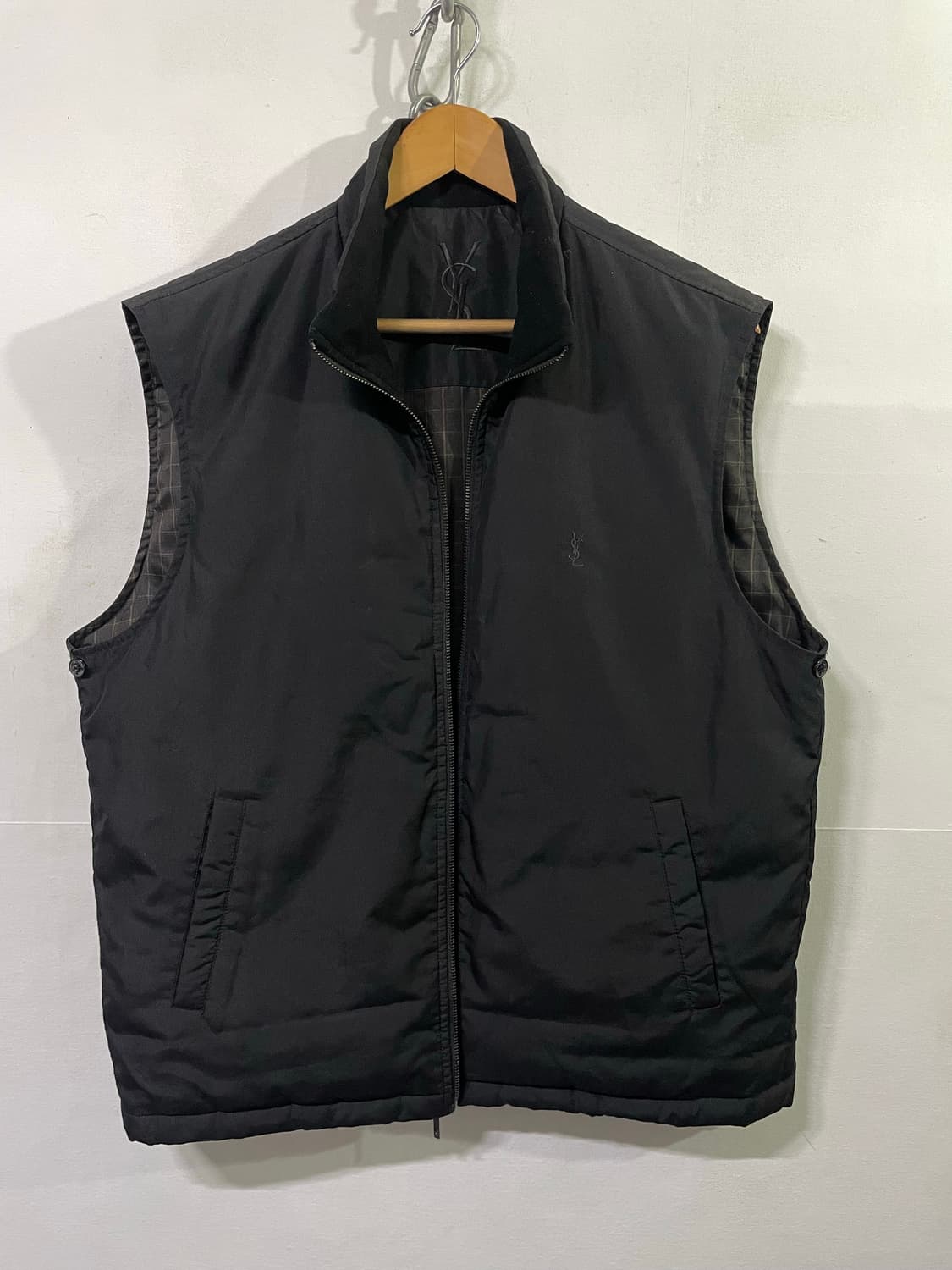 입생로랑 다운 패딩조끼 YSL 100-105사이즈 상품이미지1