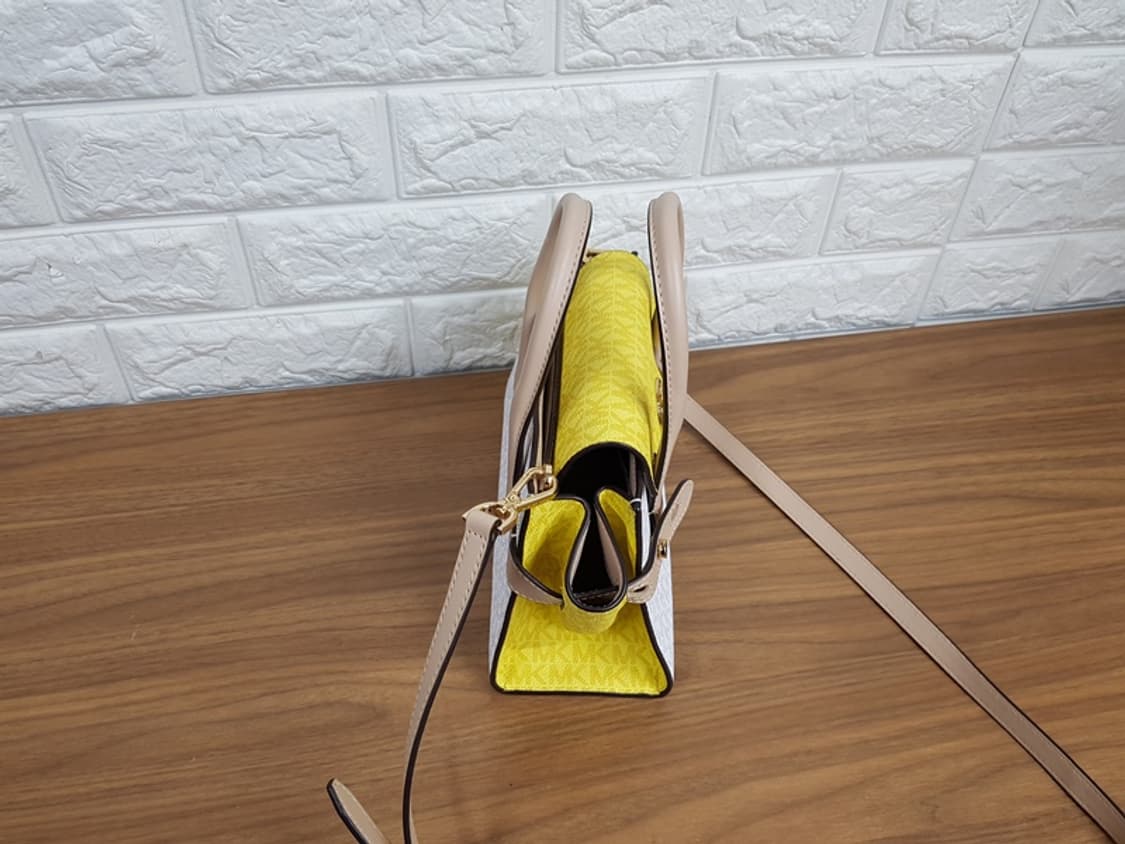 마이클코어스 토트백 &크로스백 (미사용.신형.스몰사이즈) 상품이미지3