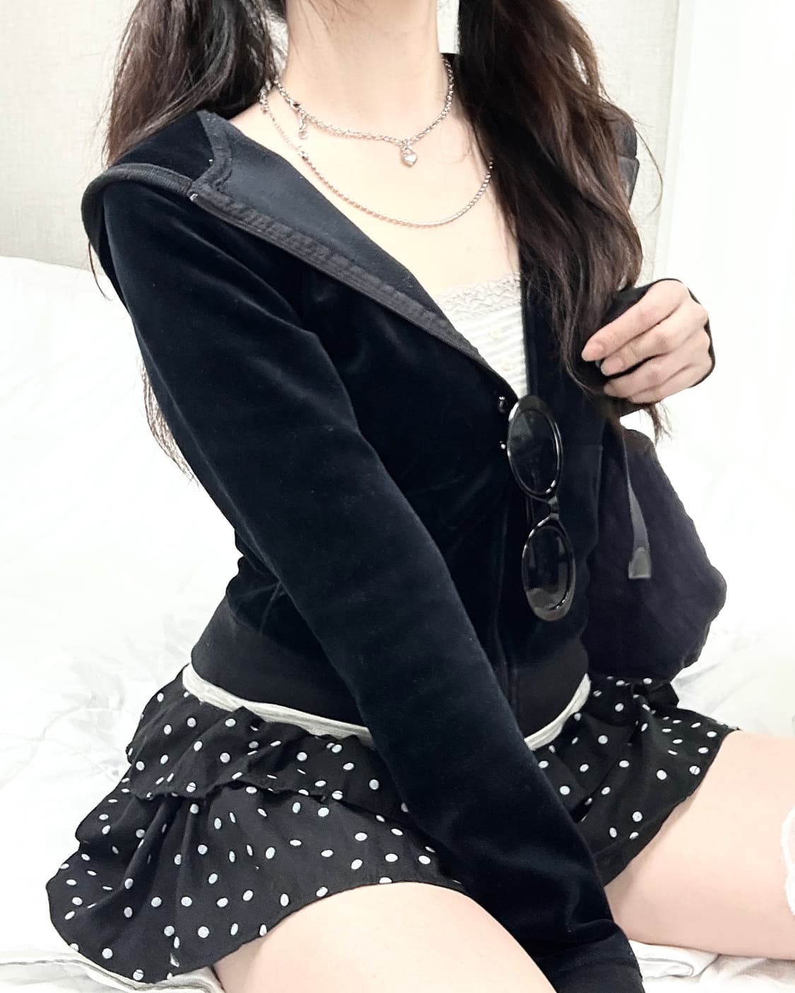 쥬시꾸뛰르 빅로고 블랙 벨벳 후드집업 상품이미지2