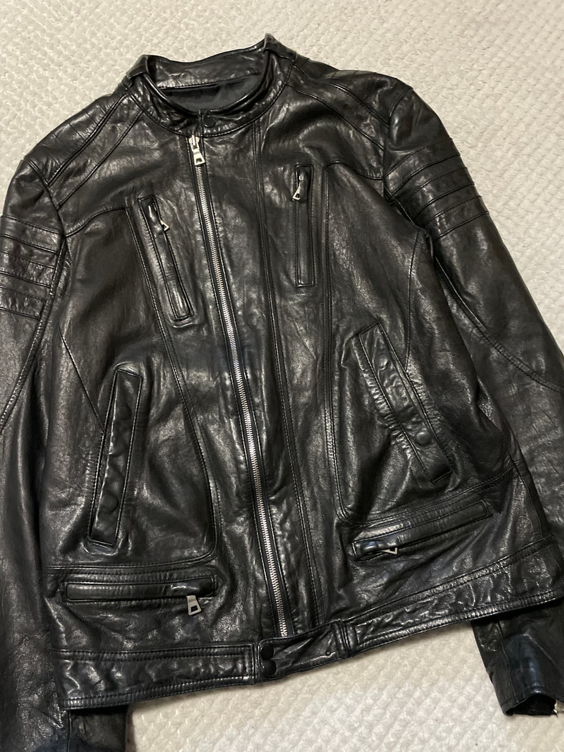 광희시장 웨스턴 무드 램스킨 양가죽 절개 레더 자켓 상품이미지7