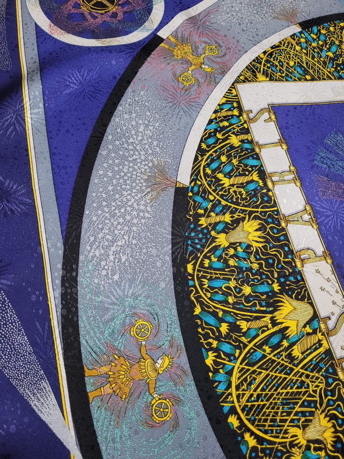 정품 에르메스 150주년 한정판 까레 실크 스카프 상품이미지6