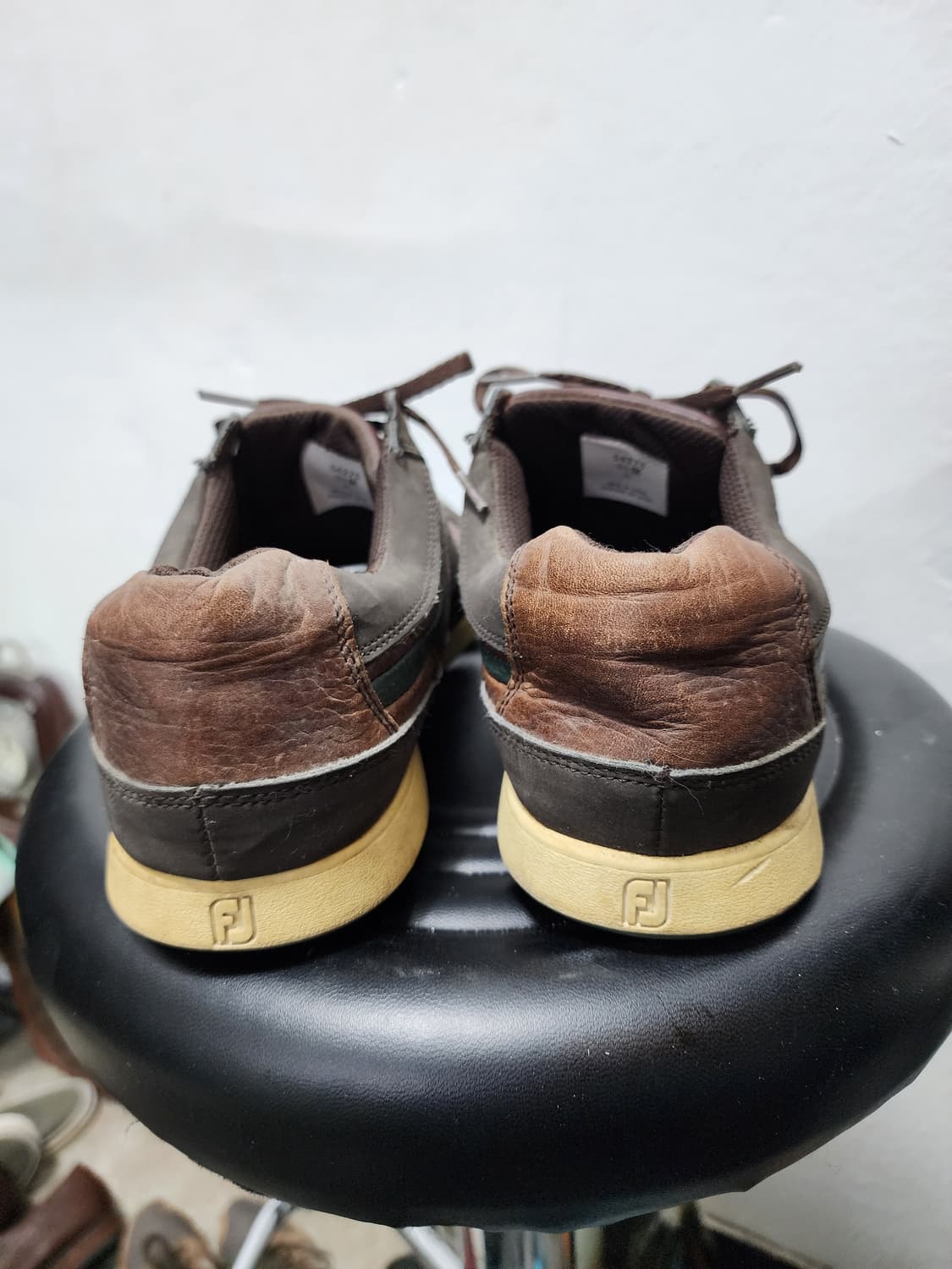 풋조이 컨투어 캐주얼 스파이크리스 가죽 신발 상품이미지2