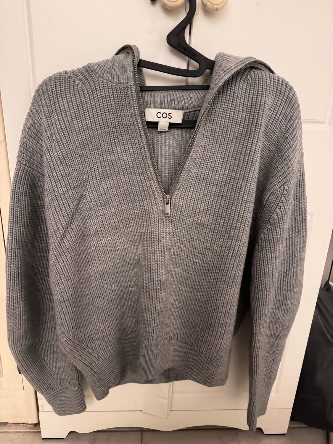 코스 반집업 니트 상품이미지4