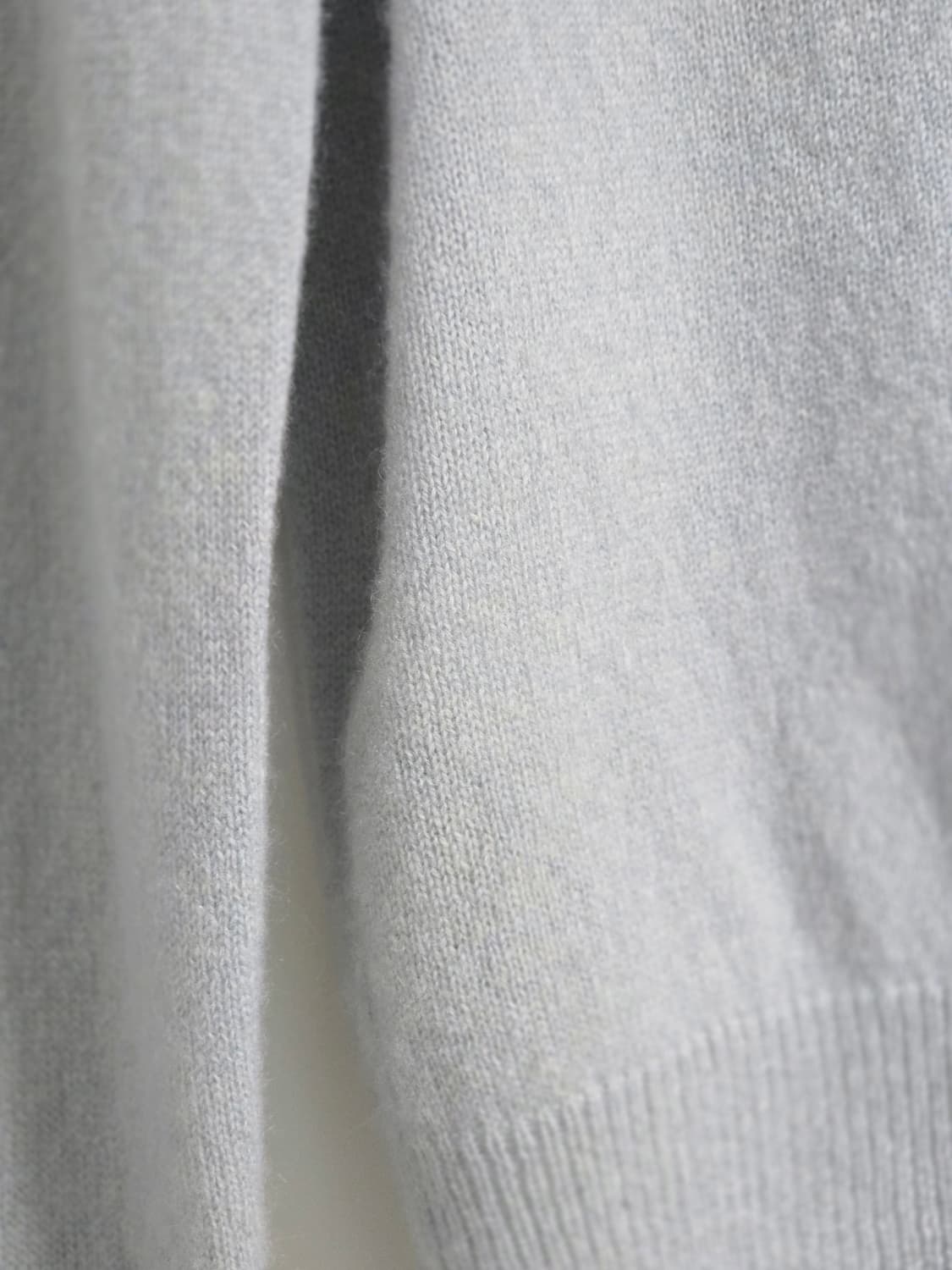 로엠 roem 캐시미어100 가디건 하늘색 상품이미지3