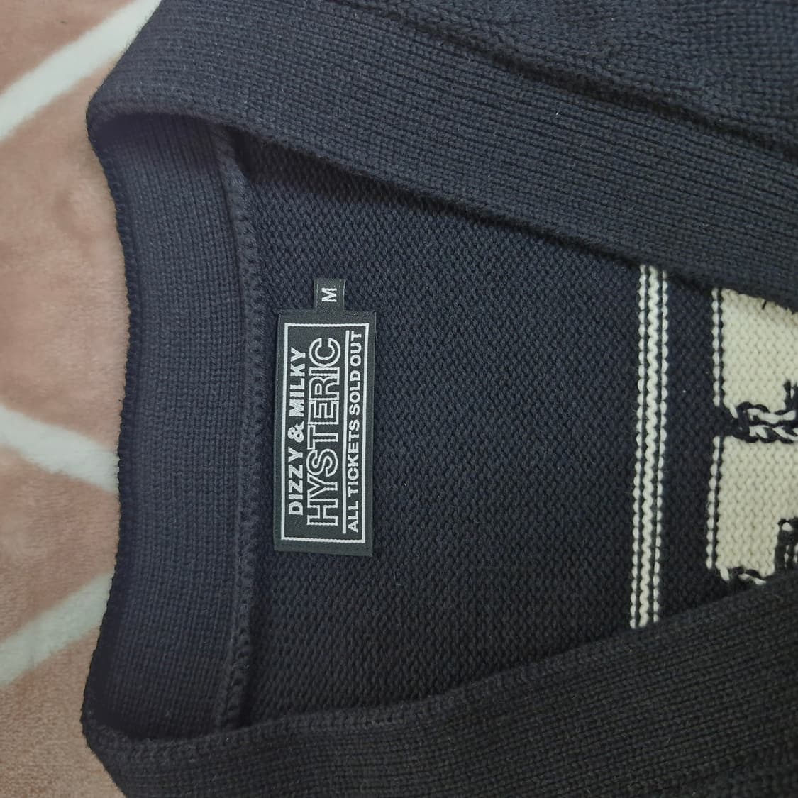 히스테릭 글래머 배드 애스 마마 니트 가디건 블랙 M사이즈 상품이미지7