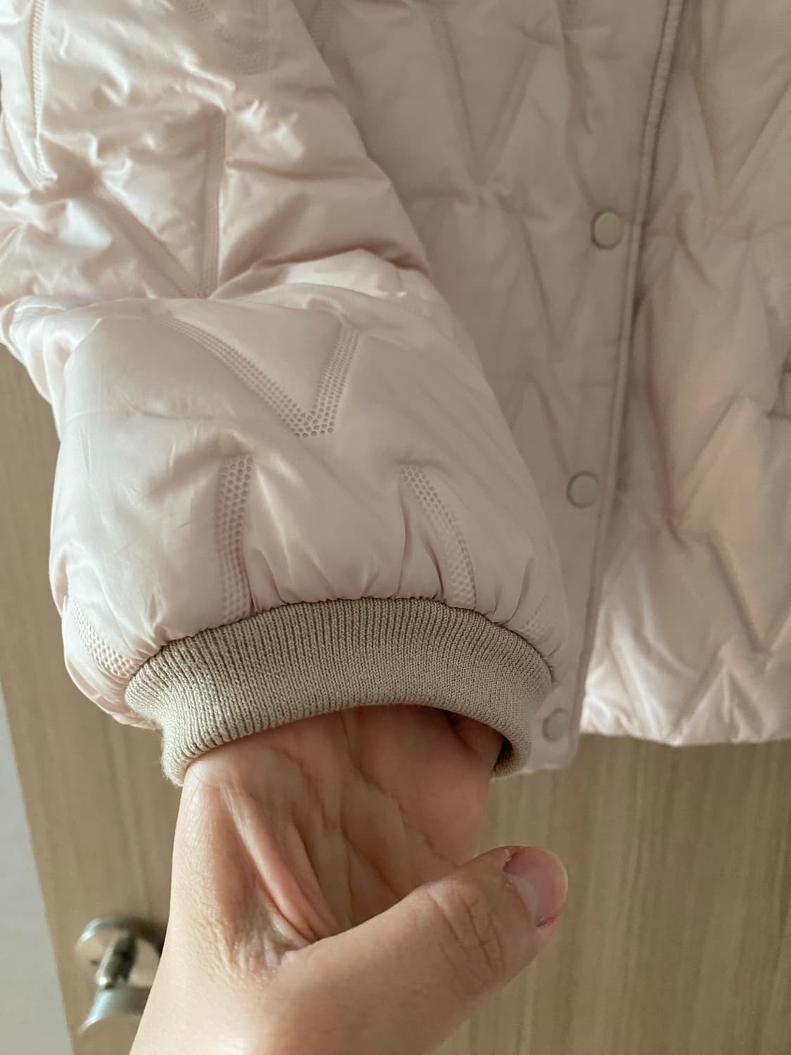 아이보리 누빔 경량패딩 상품이미지2