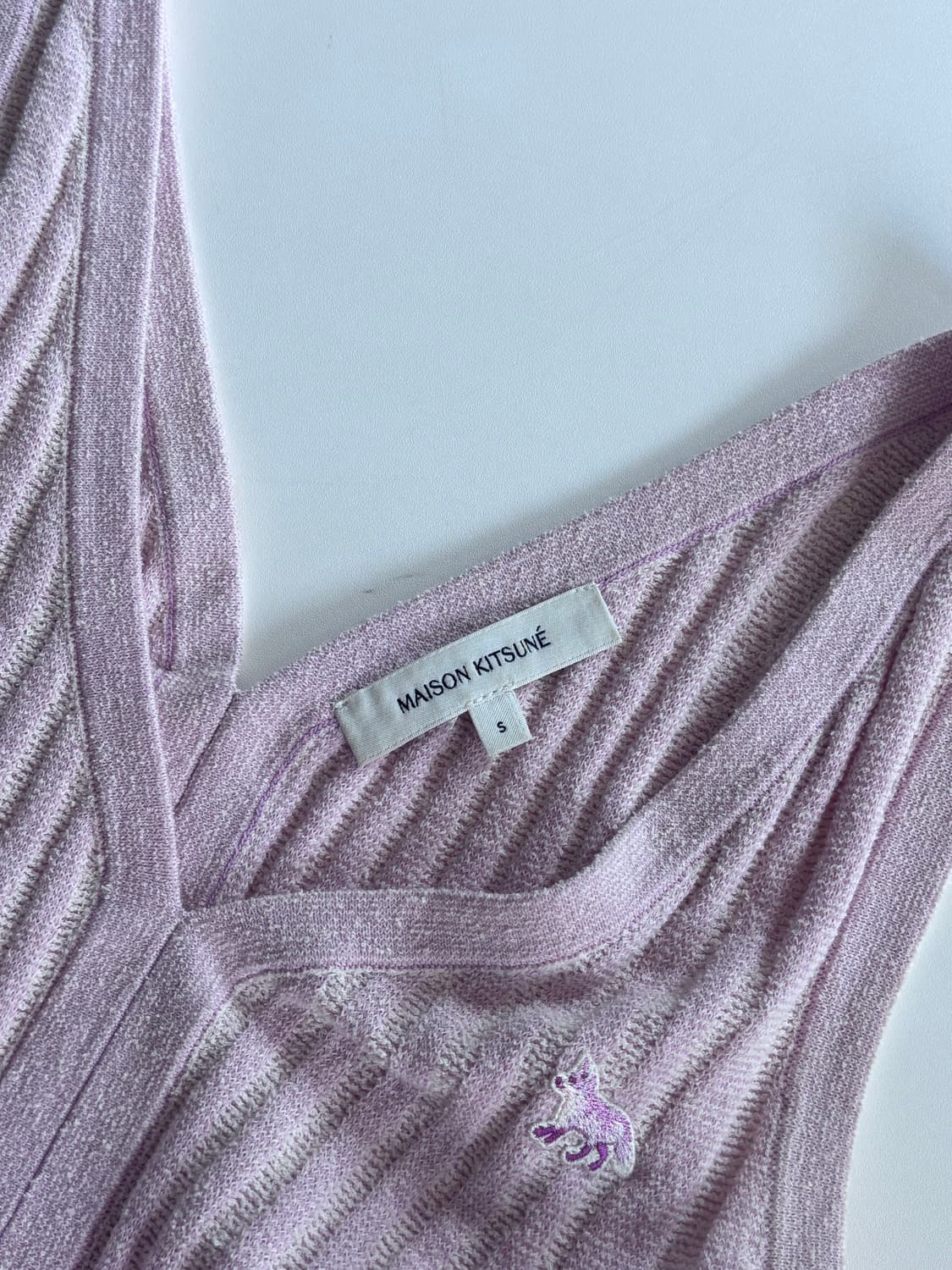 Maison Kitsune 메종키츠네 핑크 니트 슬리브리스 상품이미지5
