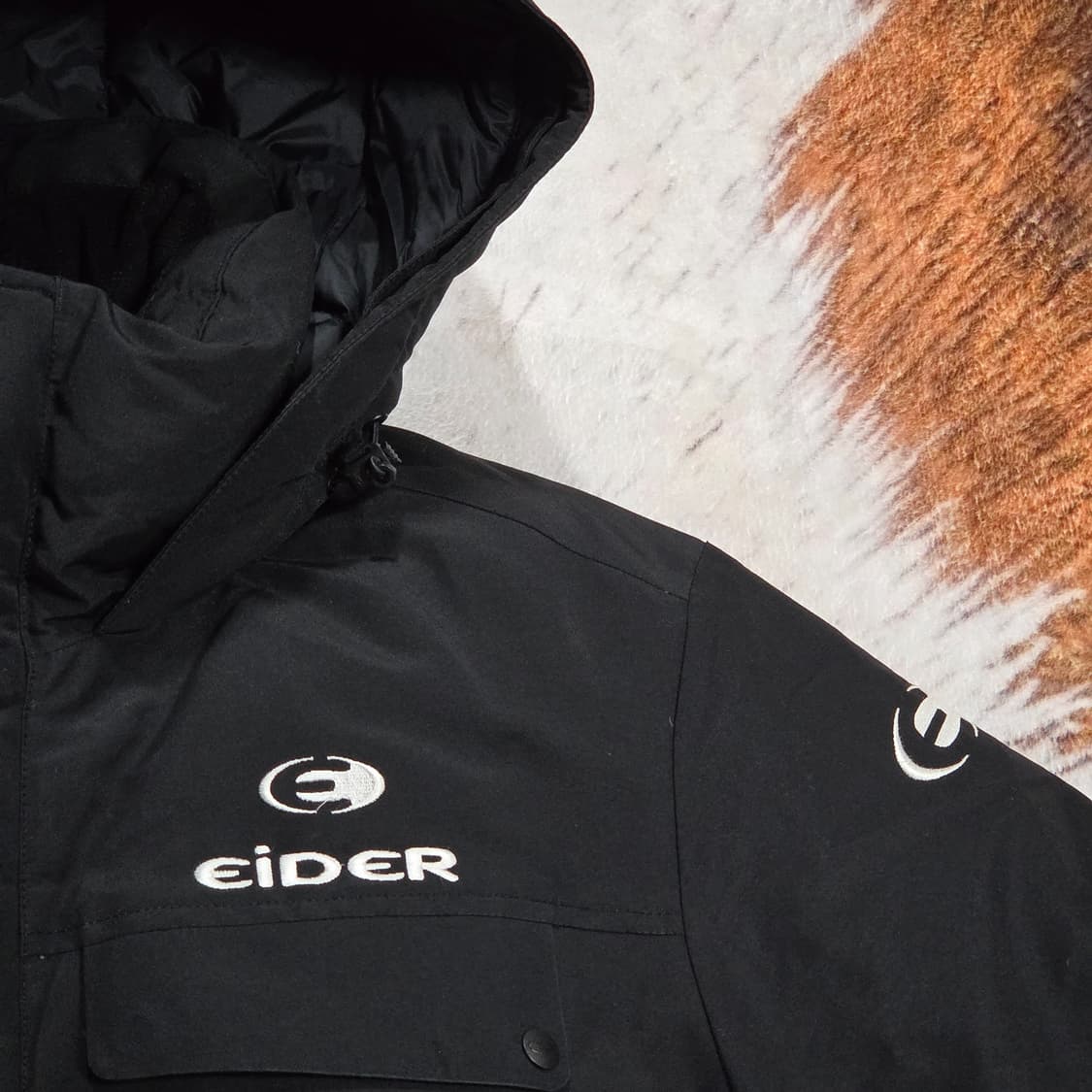 아이더 덕다운 사파리 블랙 패딩 상품이미지2