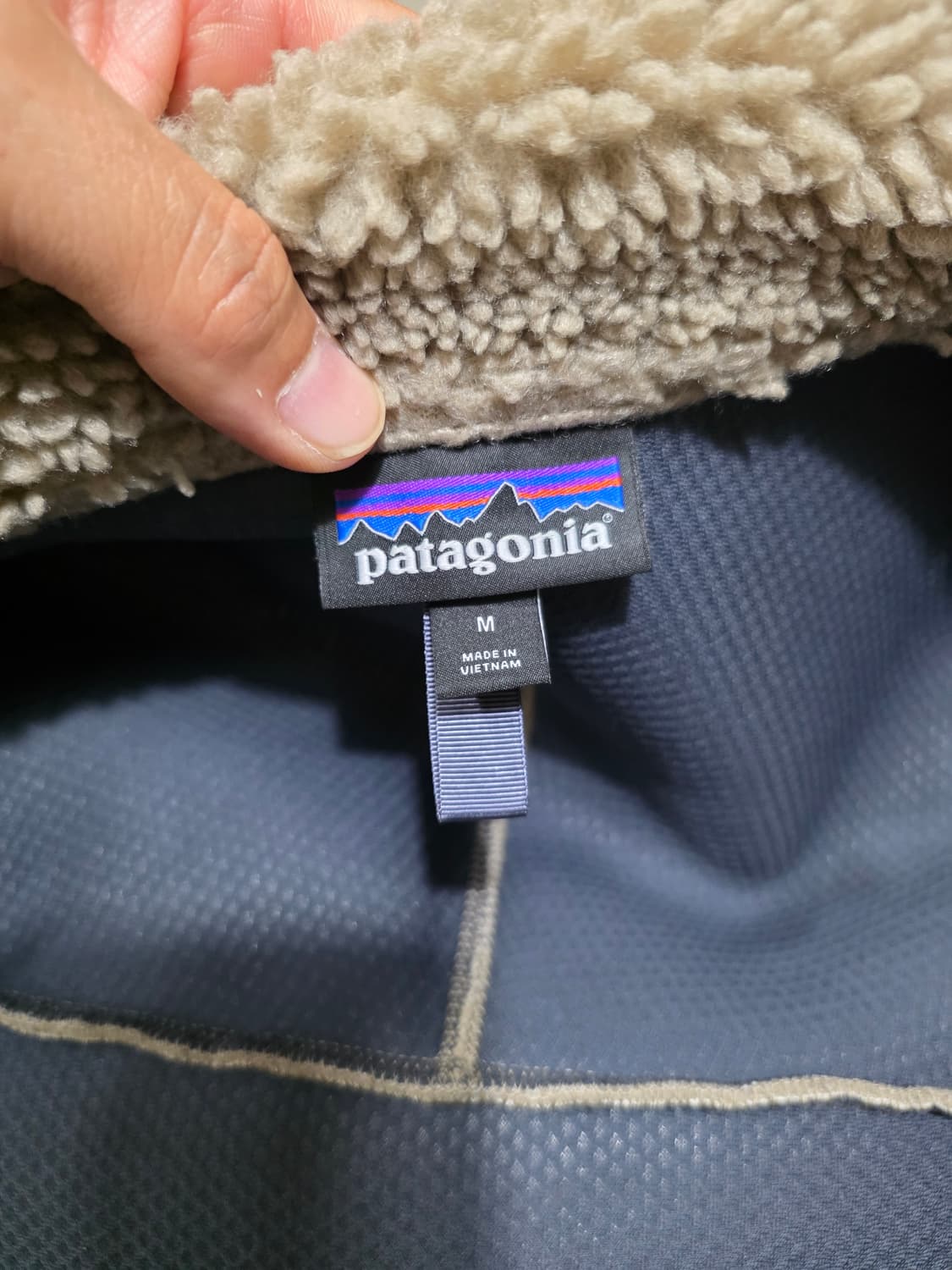 파타고니아 클래식 레트로X 
사이즈 M 상품이미지4