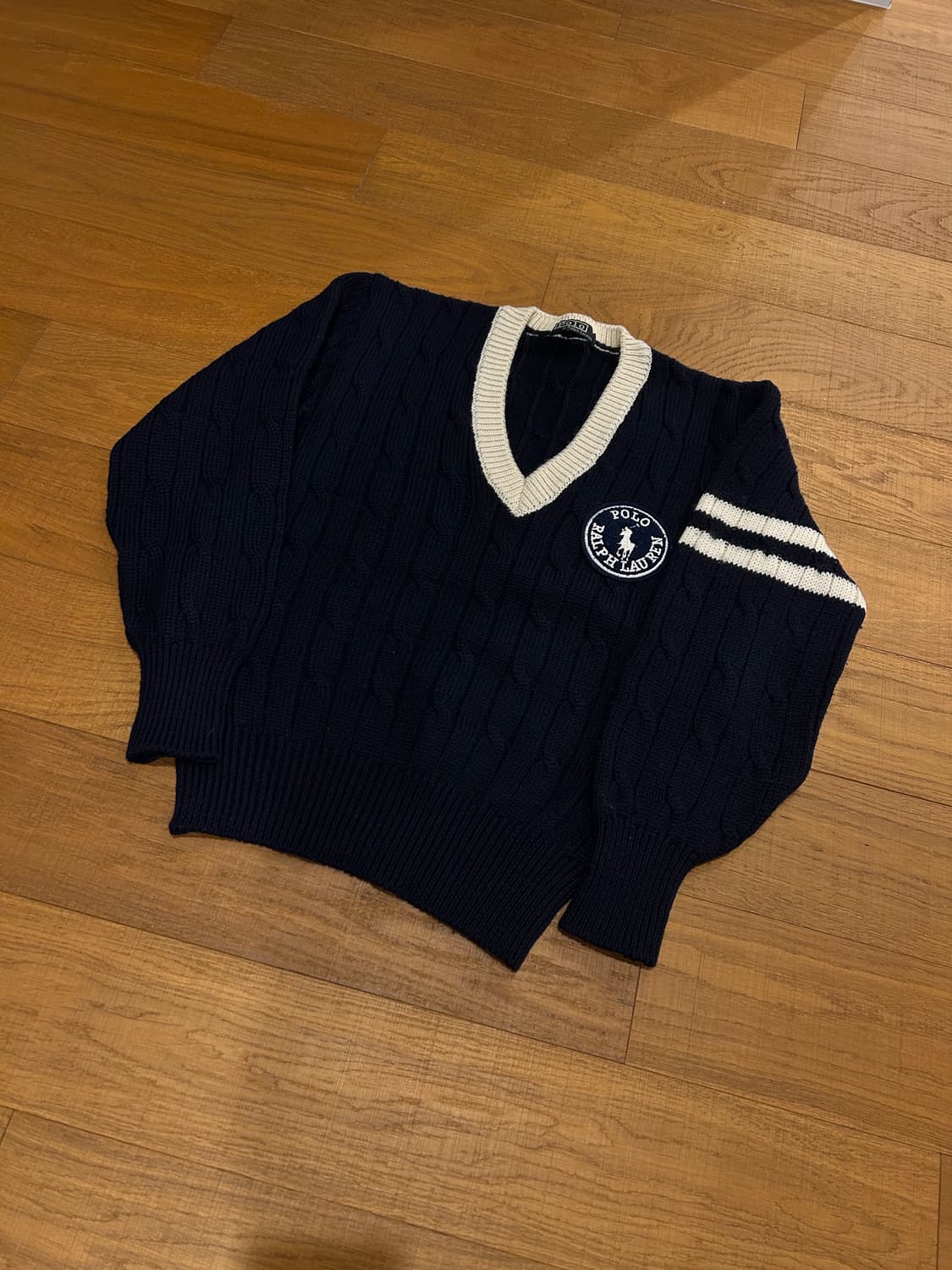 폴로 니트 상품이미지1