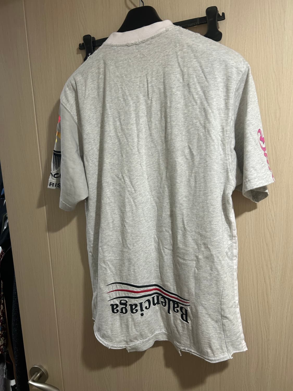 발렌시아가 업사이드다운 반팔 티셔츠 화이트 상품이미지2