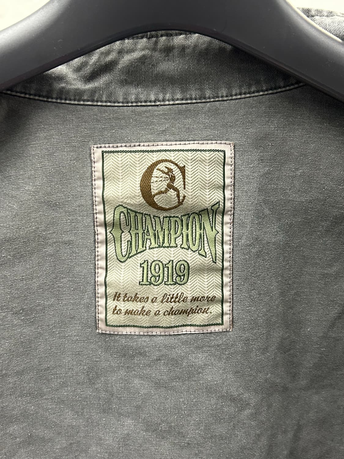 챔피온(Champion) 회색 레드 스트라이프 집업 자켓 상품이미지5