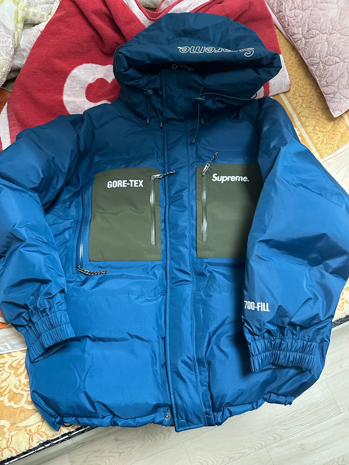 슈프림 고어텍스 700-필 다운 파카 패딩 M사이즈 (100) 상품이미지1