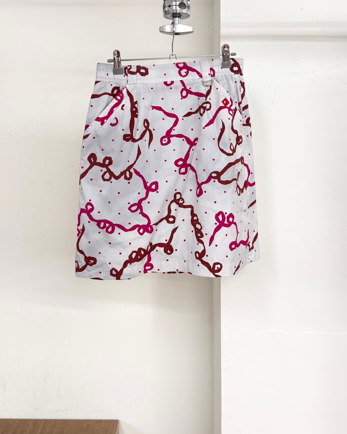 크리스찬 디올 스포츠 화이트레드 보르도 코튼 스커트 상품이미지1