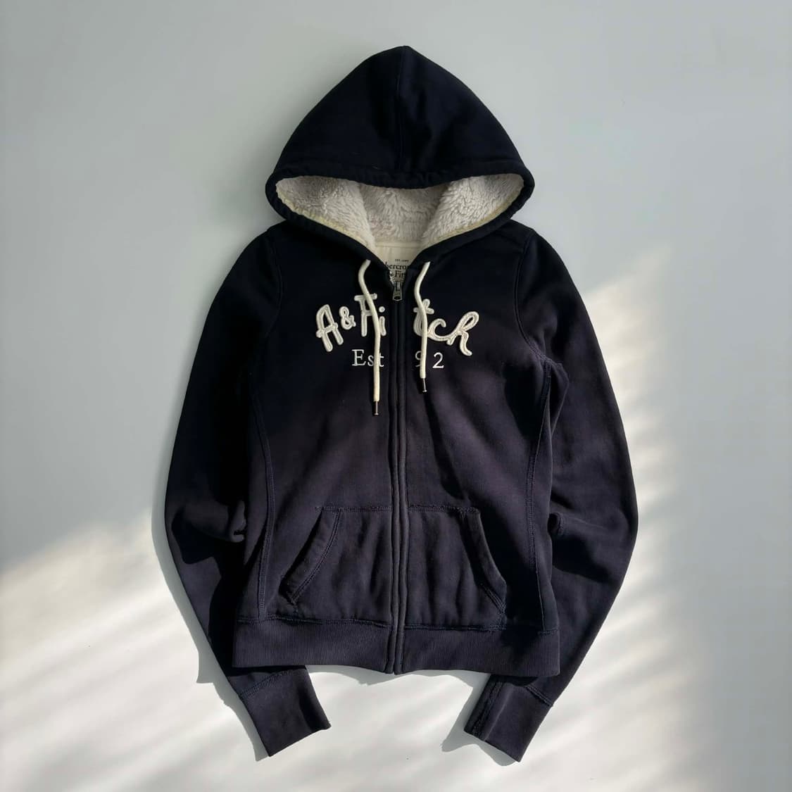 아베크롬비 y2k 여리핏 양털 울프죠 걸즈 후드집업 희귀져지(S) 상품이미지2