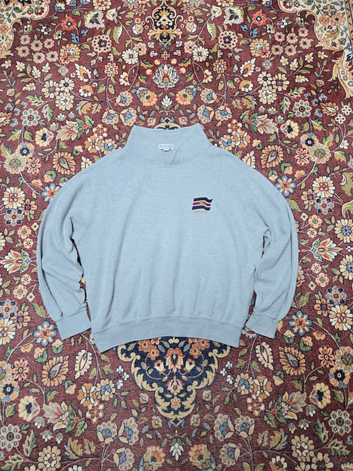 Burberrys Vintage Embroidered Logo Colla 상품이미지1