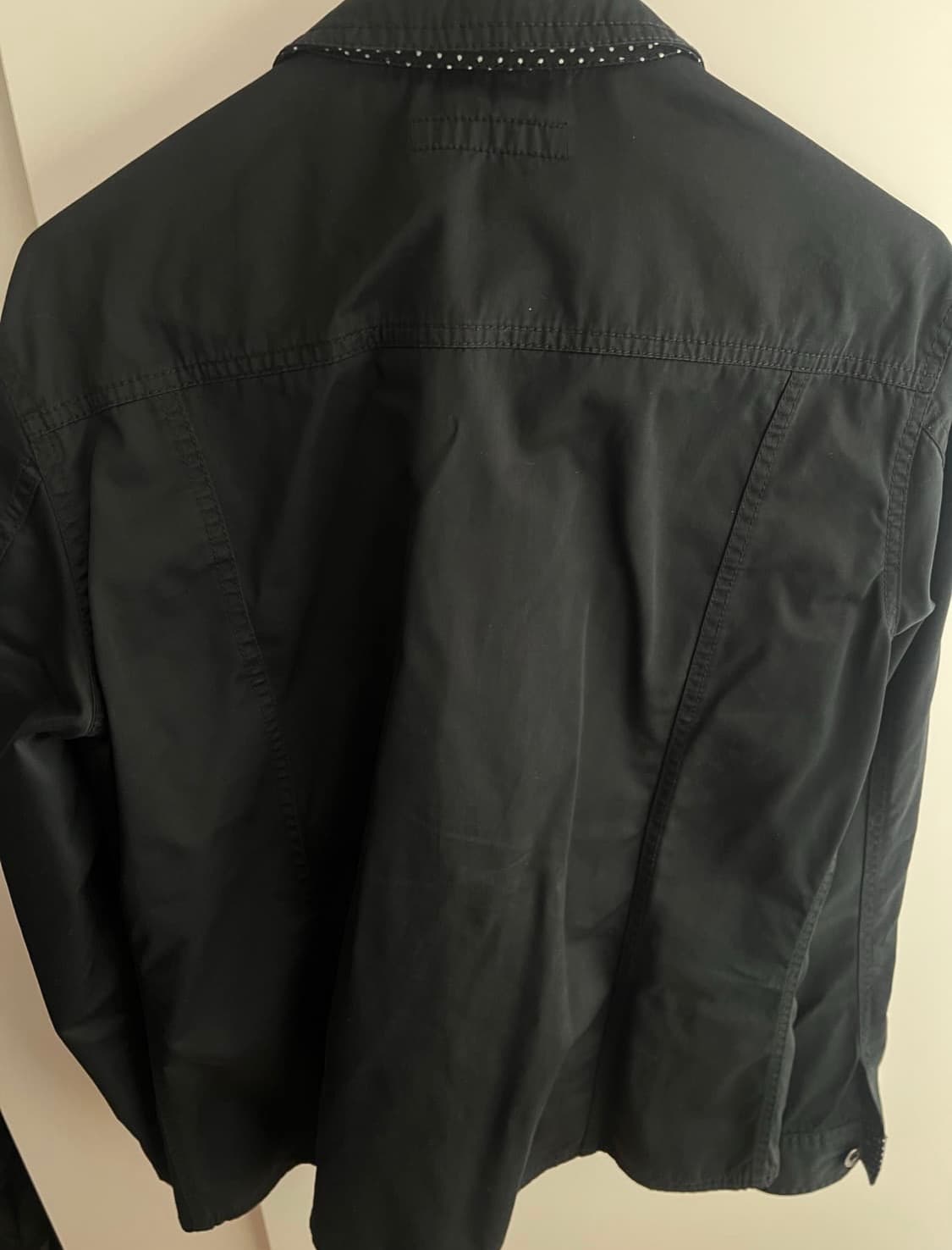 캐서린 햄넷 자켓 블랙 상품이미지4