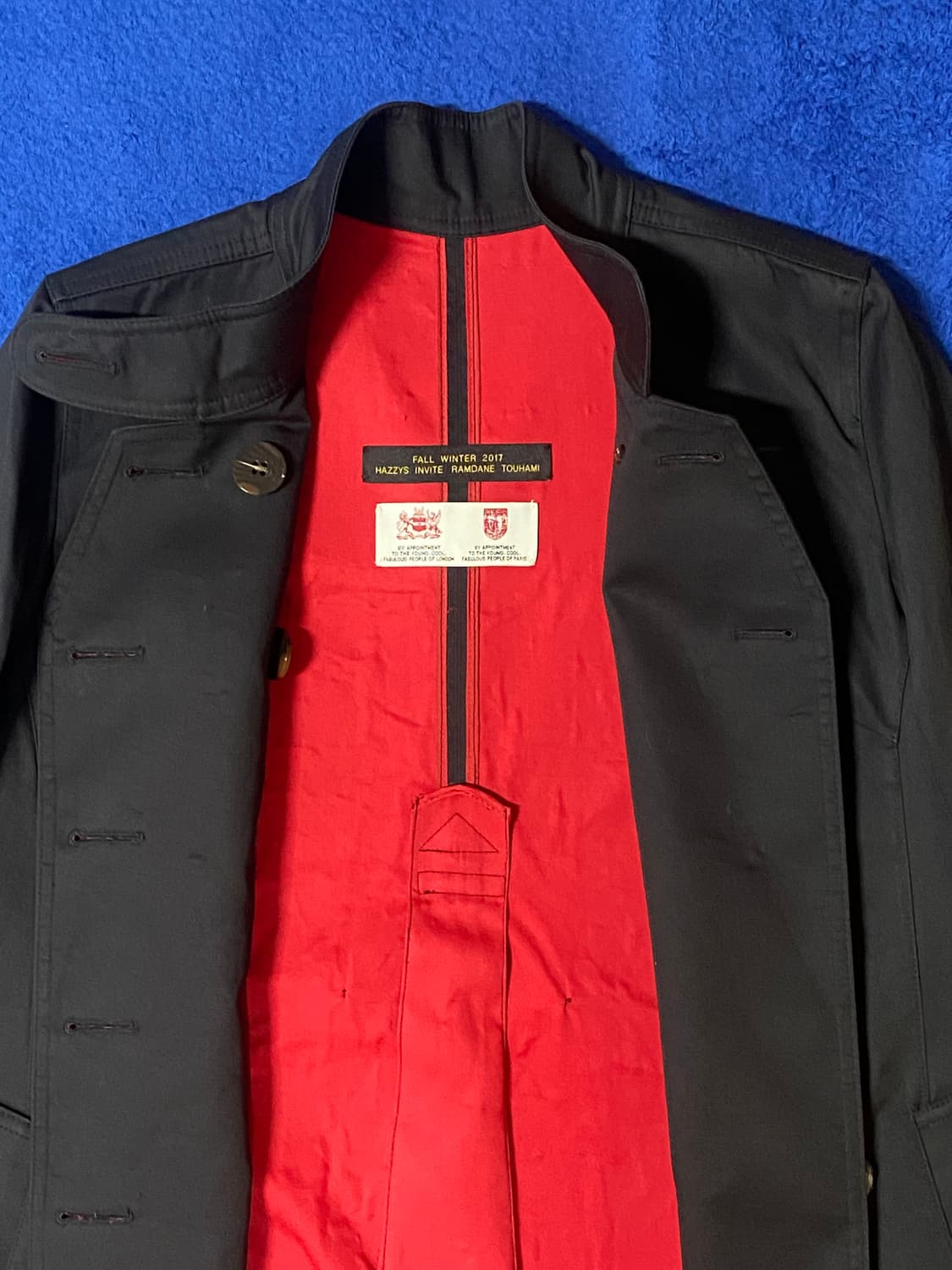 Hazzys 헤지스 람단 투하미 콜라보 체크 버튼 블랙 트렌치 코트 상품이미지4