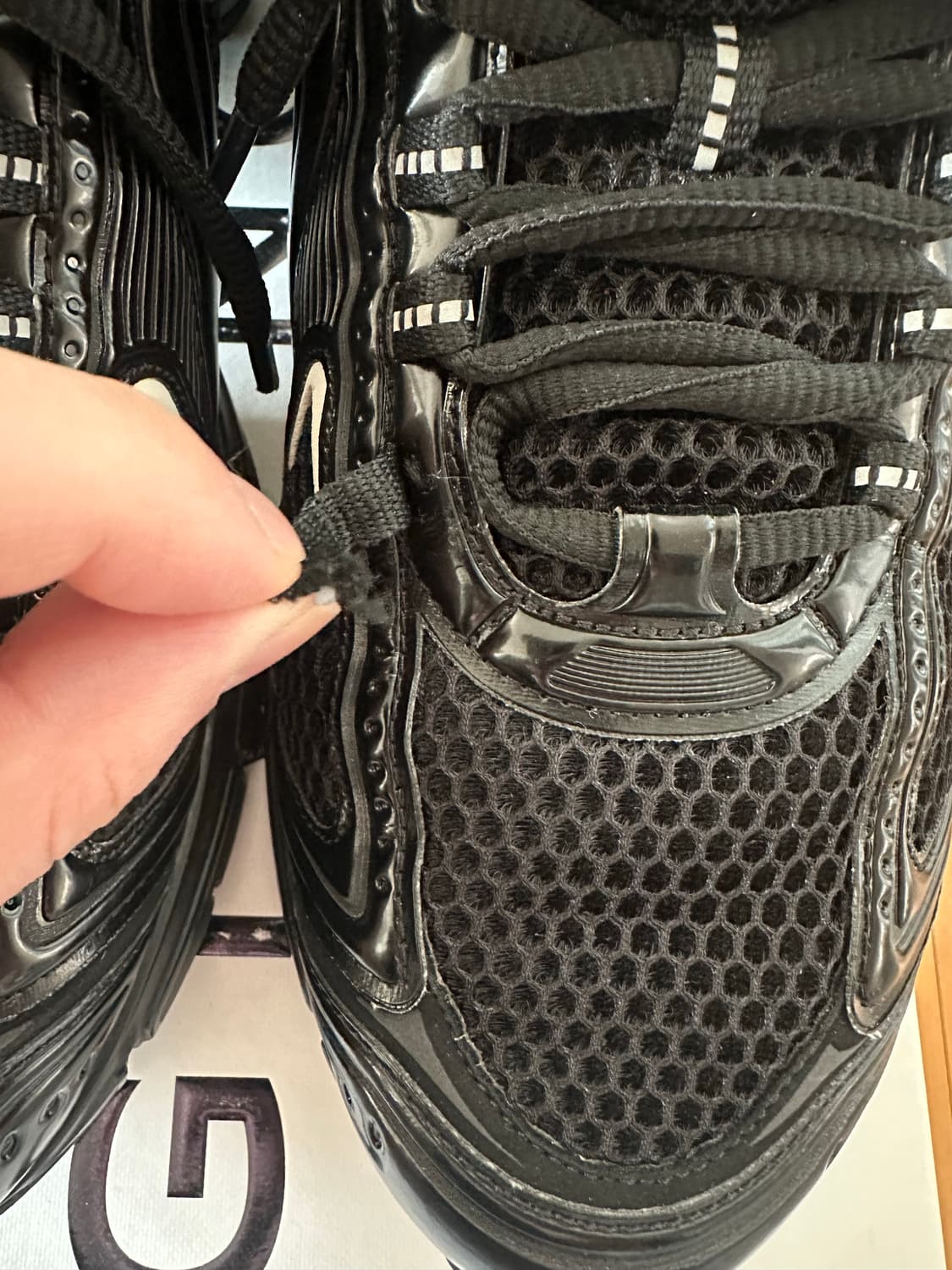 지방시 매쉬러너 42 상품이미지4