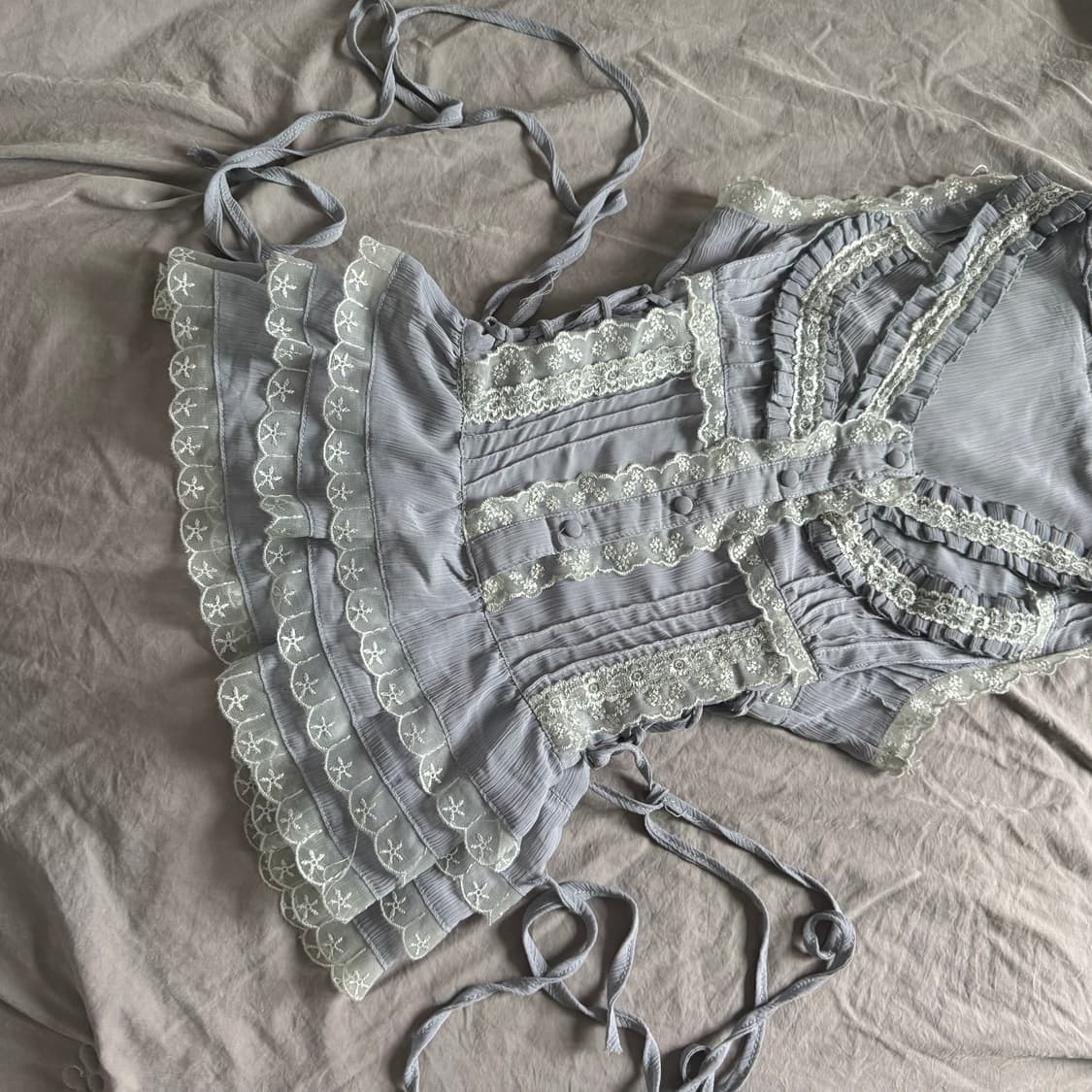 페어리 히메갸루 오네갸루 아일렛포인트 레이어드 캉캉 레이스디테일 탑 나시 상품이미지3