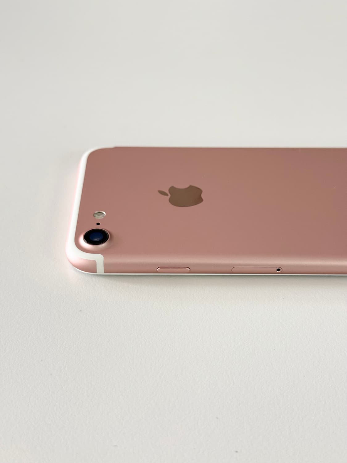 아이폰7 s급 해외무음판 배터리 100 128GB 상품이미지3