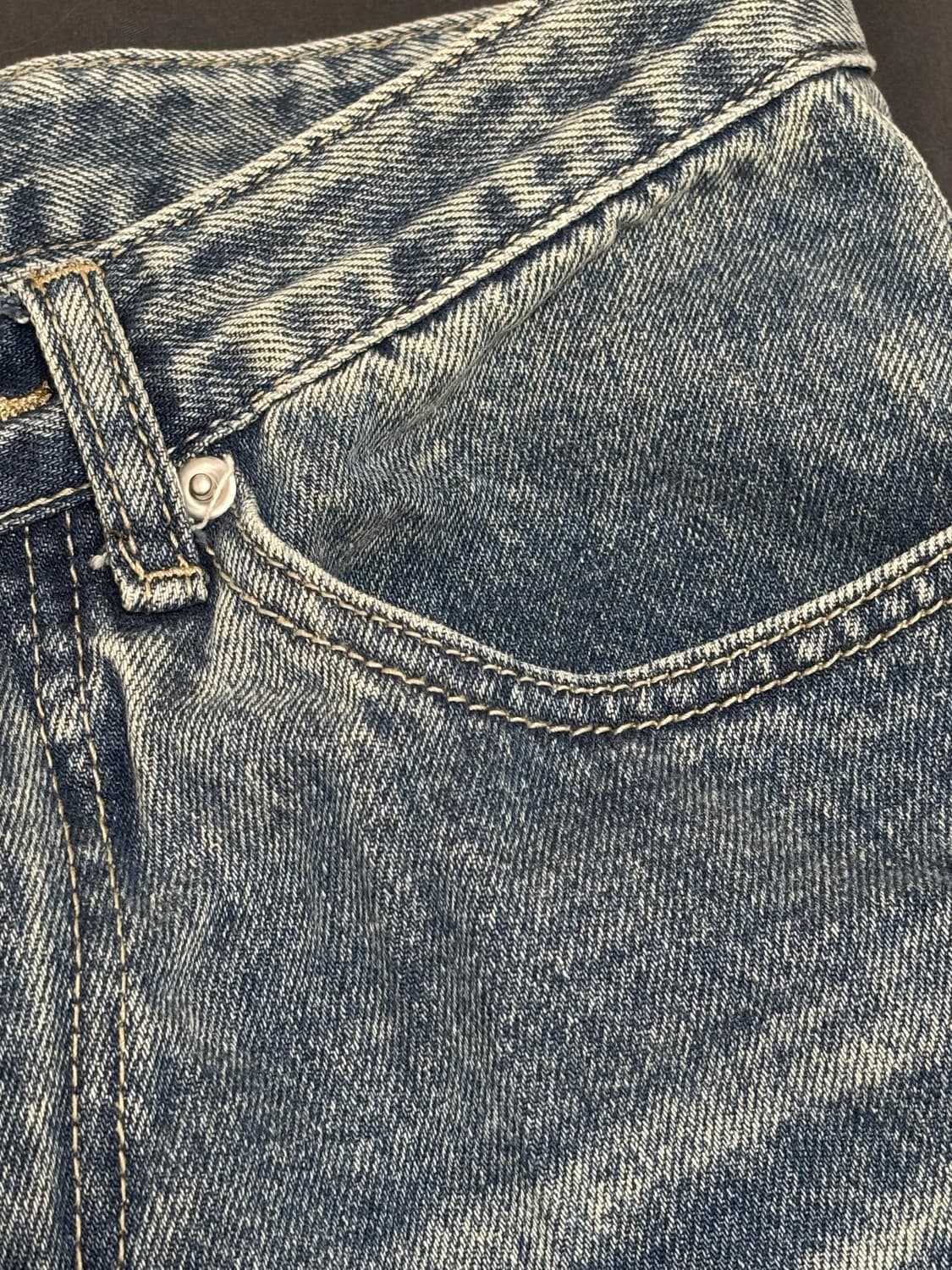 트릴리온 캣 브러쉬 워시드 버뮤다 데님 쇼츠 (SAND BLUE)  m 상품이미지5