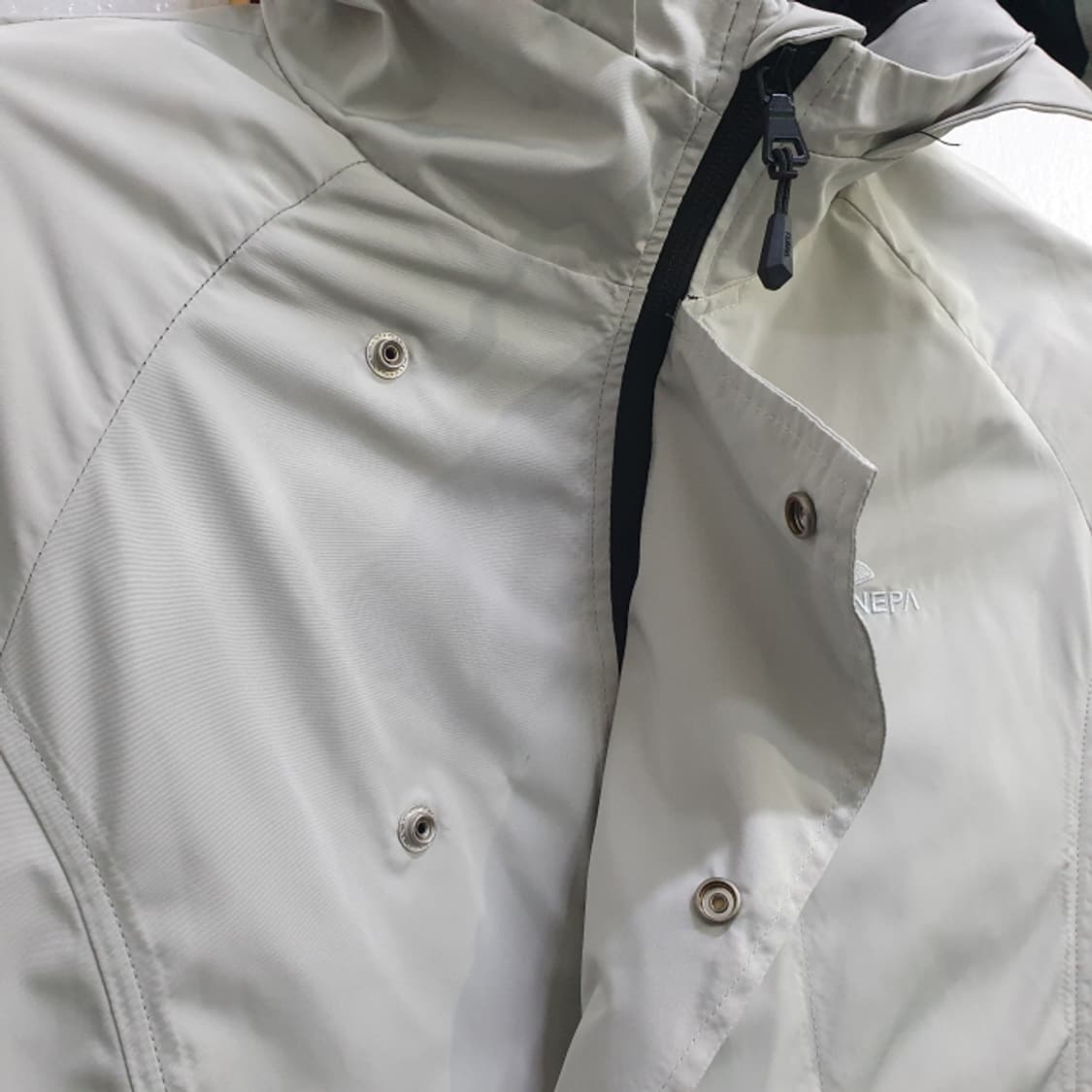 네파 EXTREME 방수 방풍 자켓(95) 상품이미지4