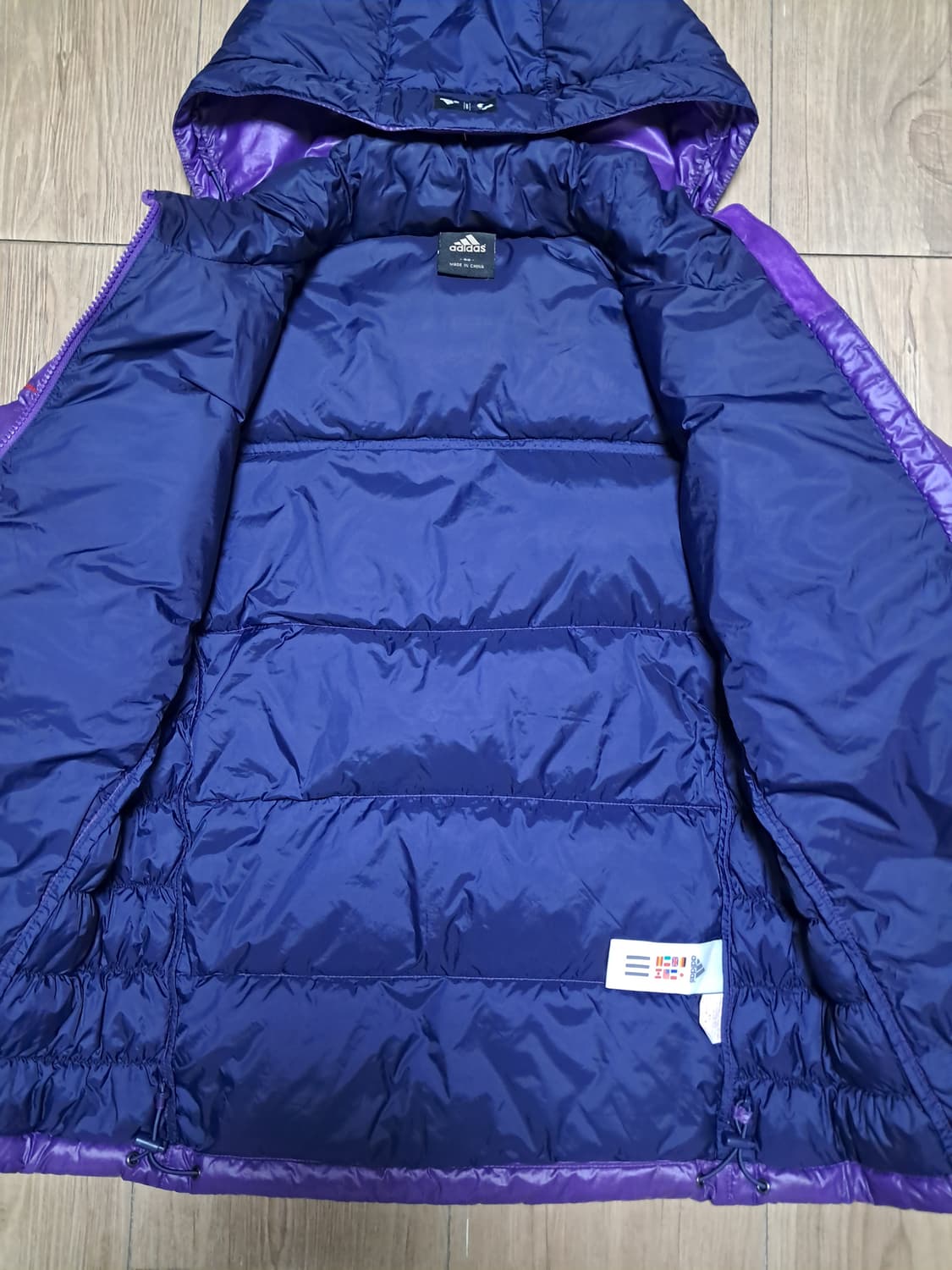 아디다스 여성 경량패딩 90 상품이미지6