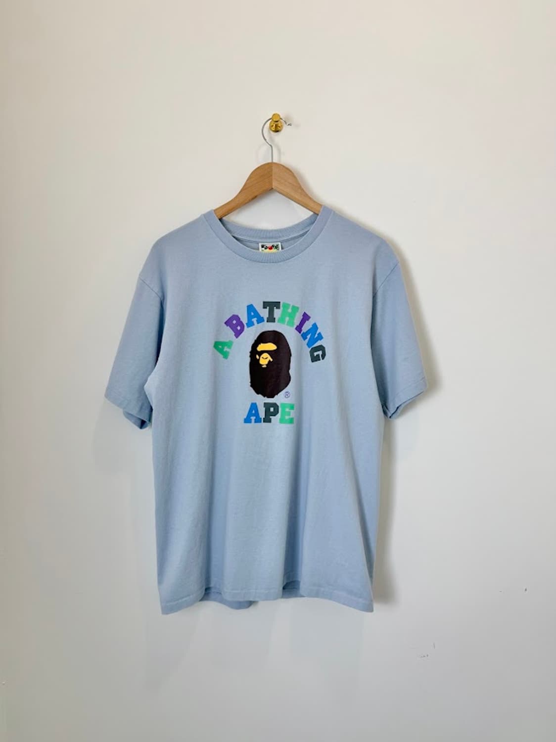 베이프 반팔티 스카이 상품이미지1