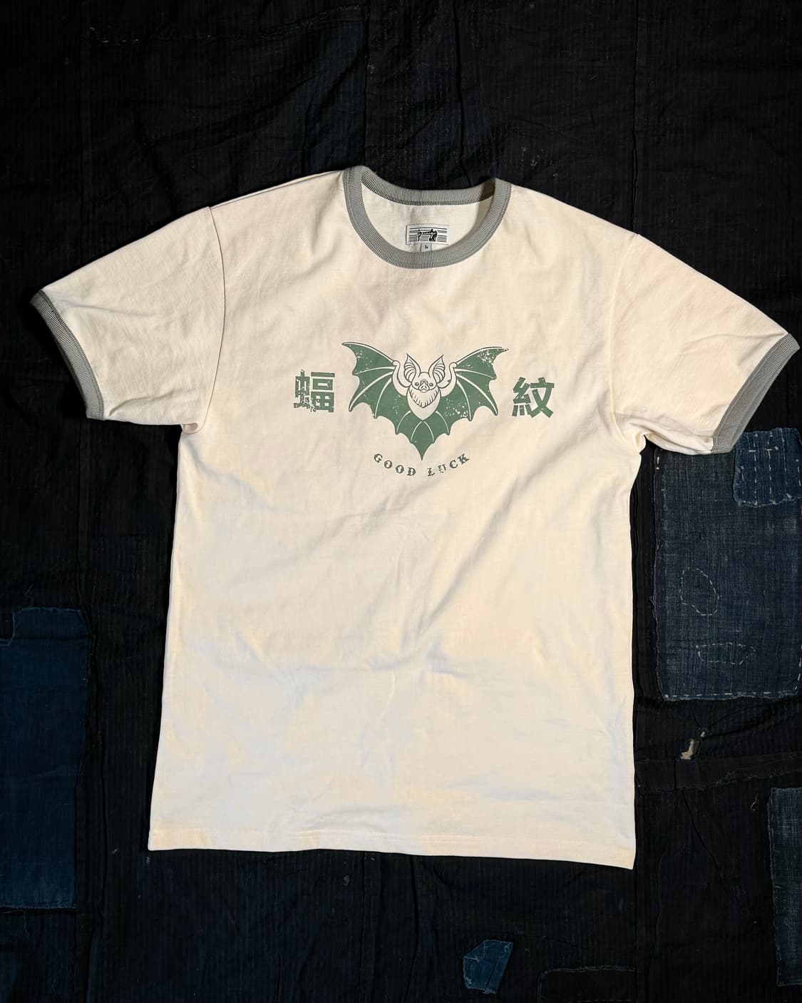 모쿠토 박쥐패턴(Good Luck) 링거티 - 올리브 M/L/XL  상품이미지1