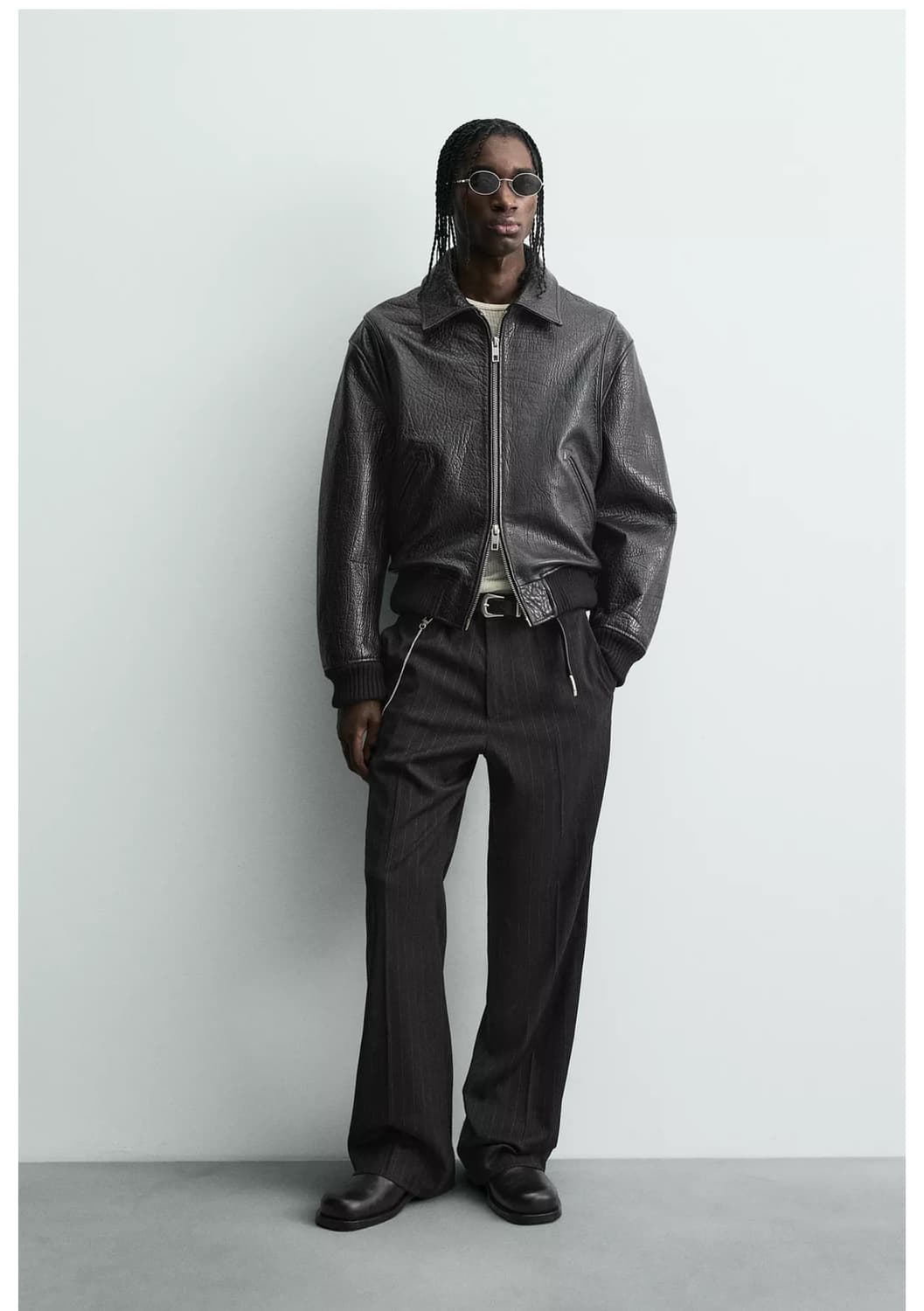 M사이즈 자라 엠보스드 레더 점퍼 상품이미지1