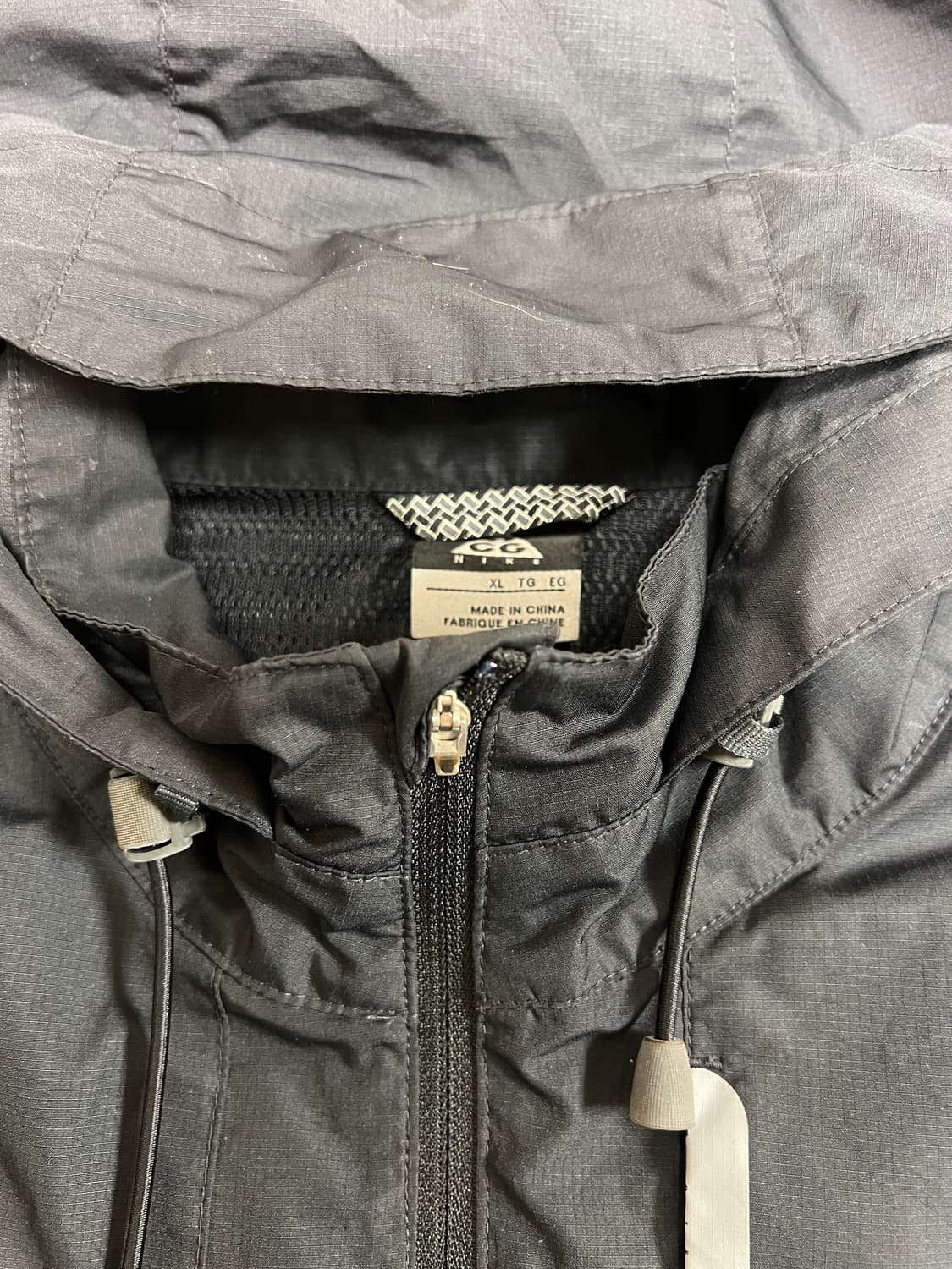 나이키 ACG 바람막이 후드 자켓 블랙 / XL 상품이미지9