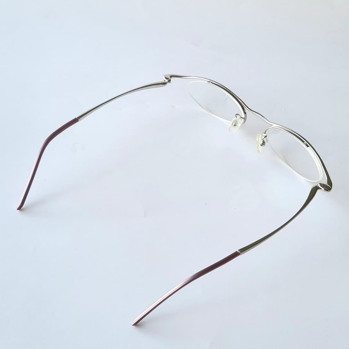 데드스탁 긱시크 룩의 정점을 찍어줄 실버 메탈 하프림 안경테  688 상품이미지6