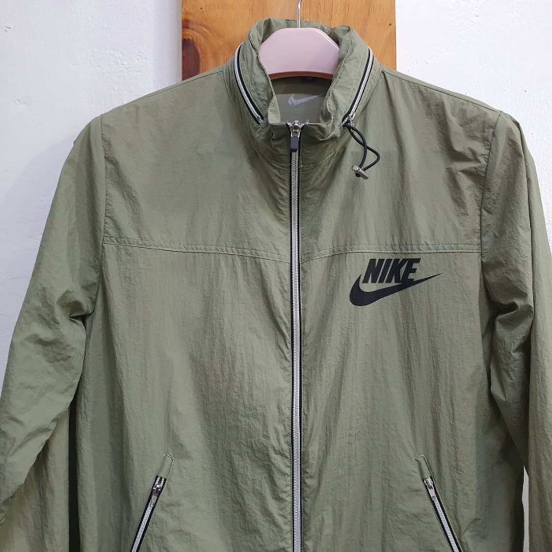 나이키 카키색 후드 바람막이자켓(100) 상품이미지2