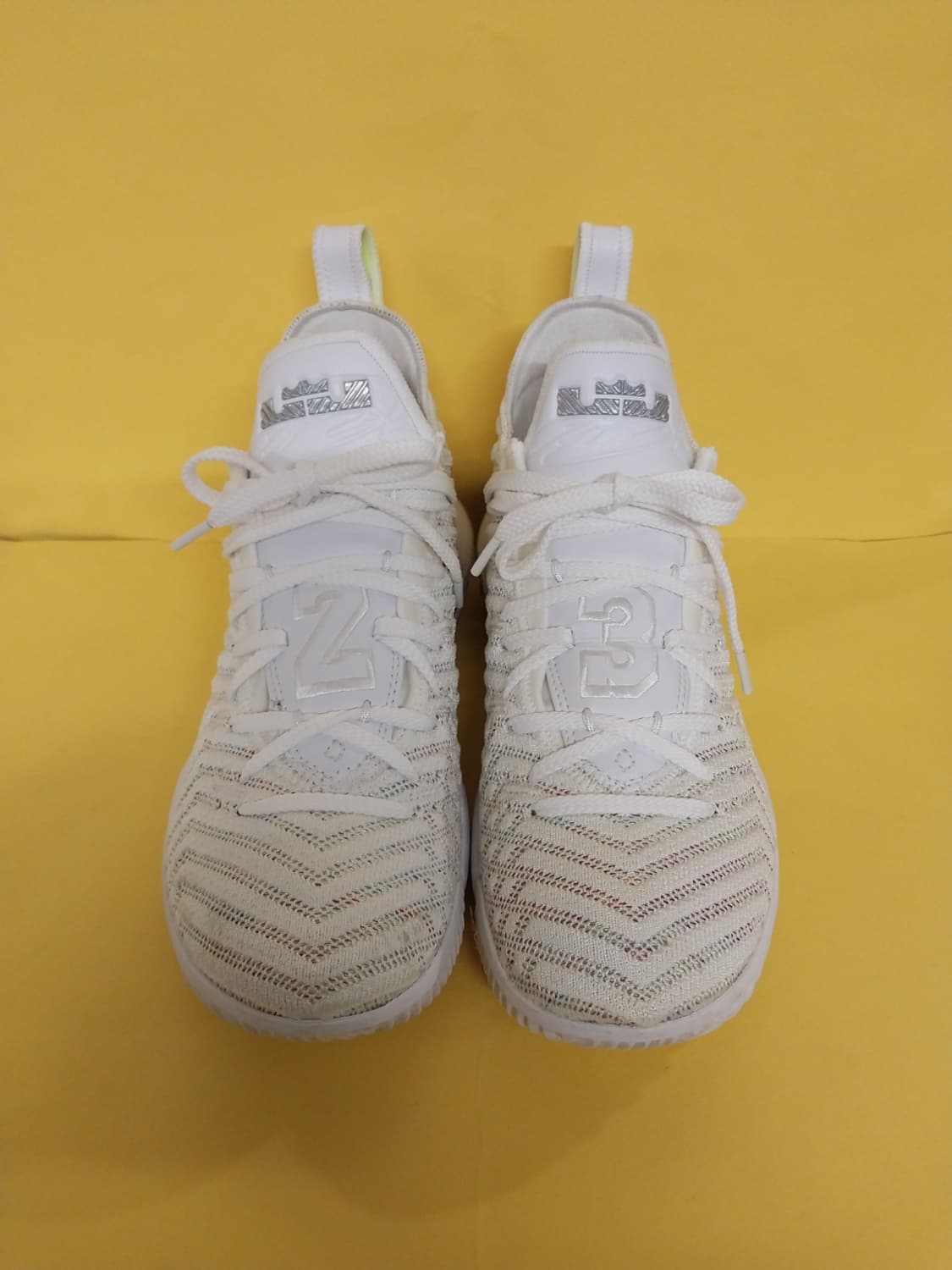 남성 나이키 르브론16 버즈라이트이어 농구화 (250) 상품이미지2