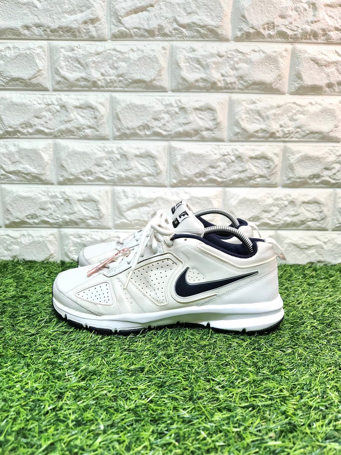 나이키 티라이트 11 런닝화 운동화 개리 260mm(세탁완료) 상품이미지1