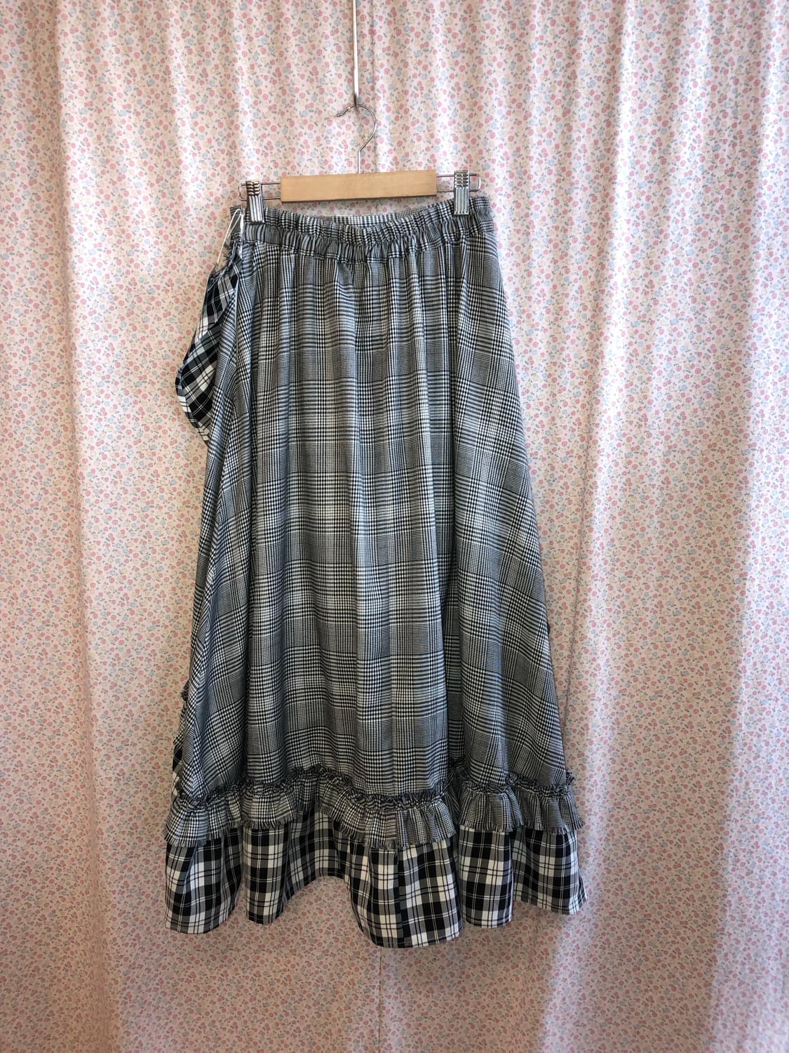Frill check long skirt 상품이미지5