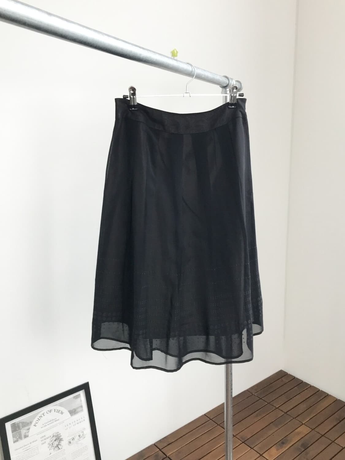  'Bamboo' Black Dotted Midi Skirts 상품이미지5