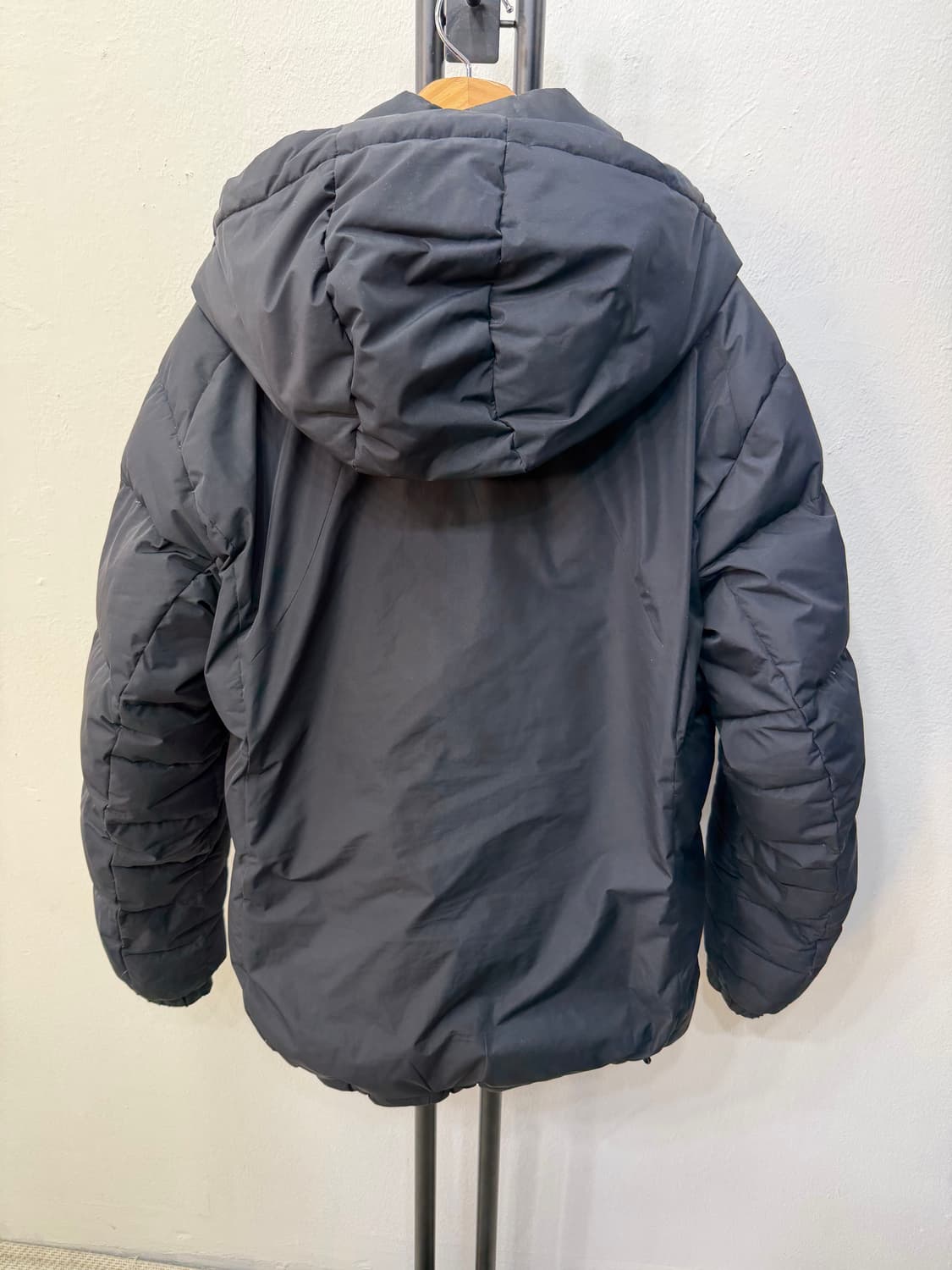 정품) 네파 남성 블랙 덕다운 패딩 110 상품이미지5